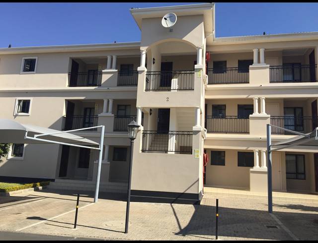 3 BEDROOM APARTMENT TO LET IN BROADACRES
